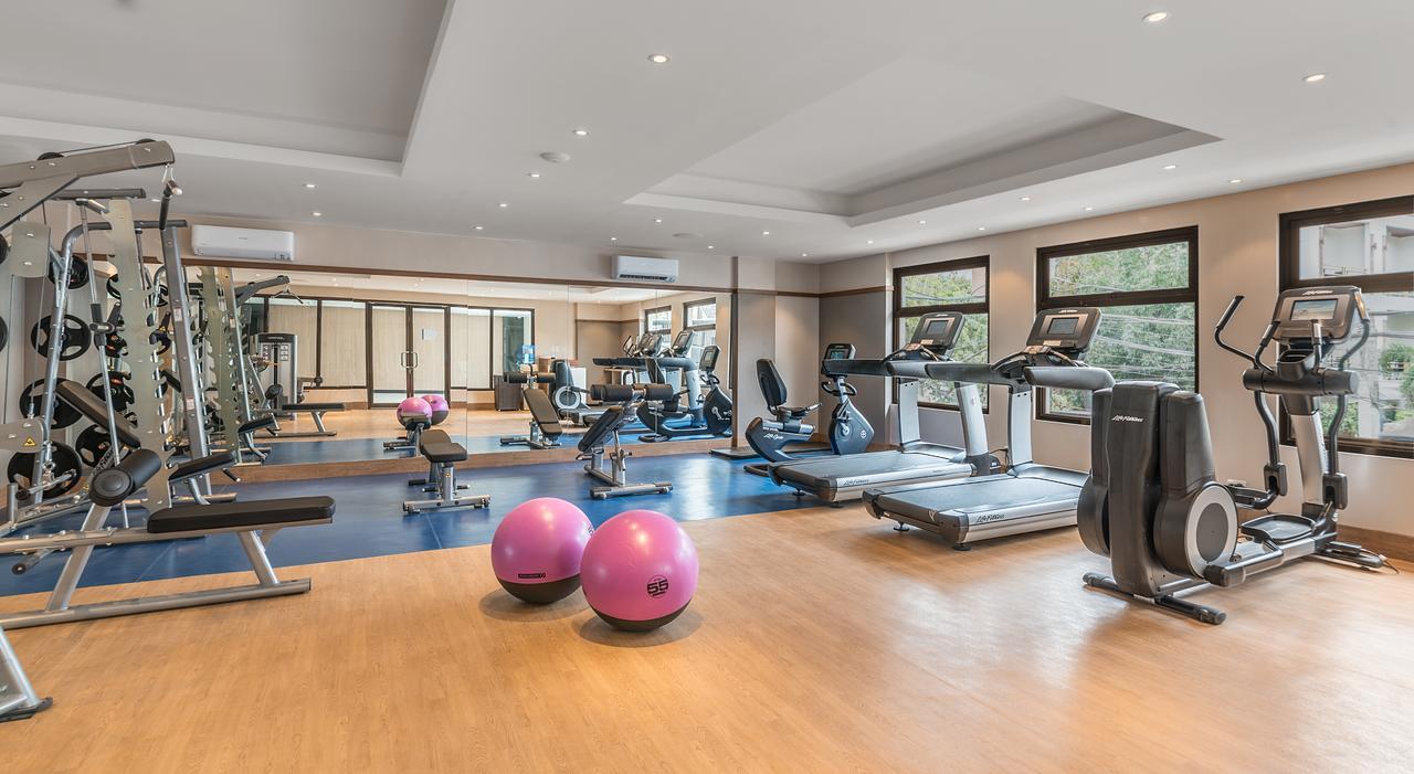 Henann Prime Beach Resort Balabag  Zewnętrze zdjęcie The gym at the hotel