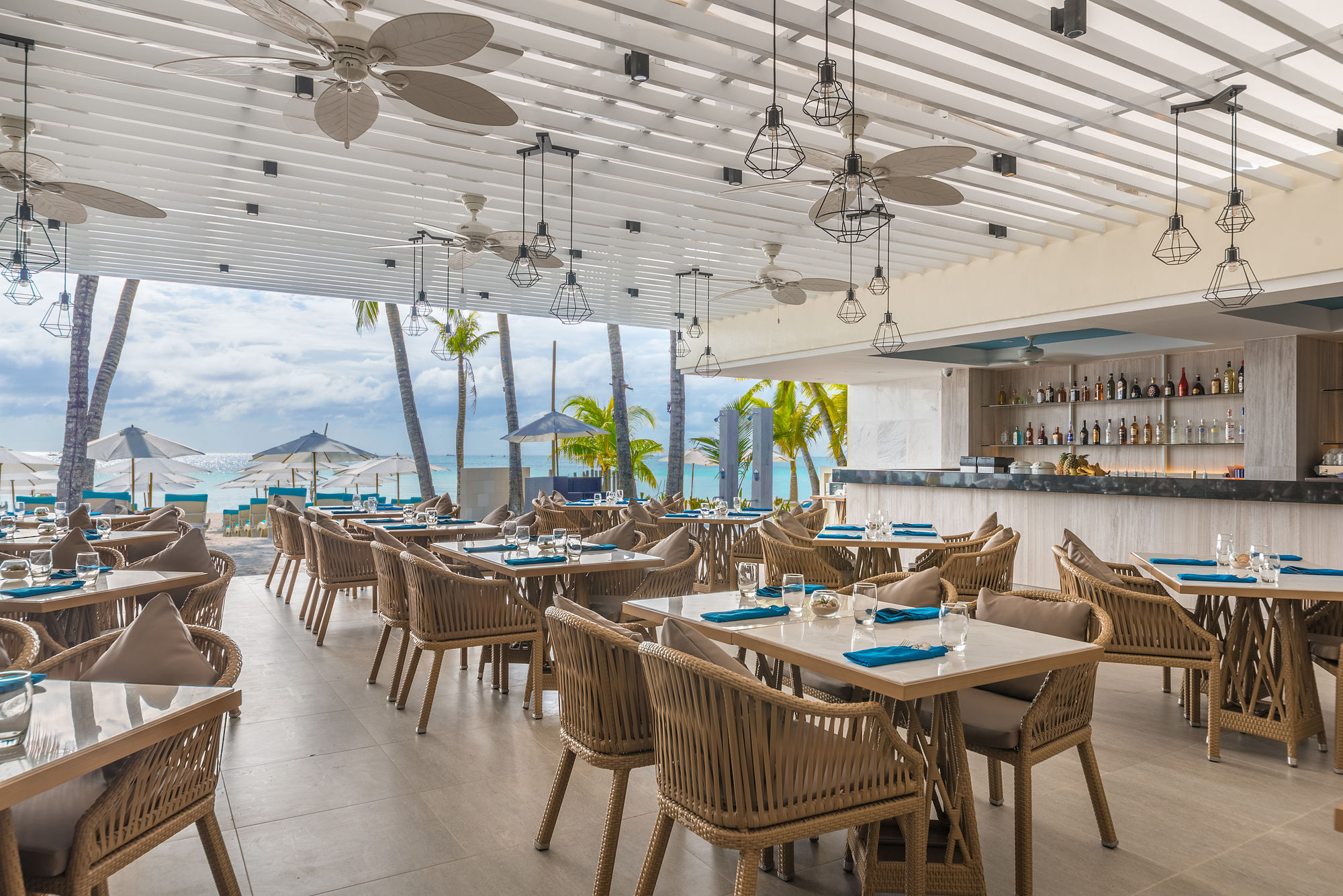 Henann Prime Beach Resort Balabag  Zewnętrze zdjęcie The Beach Club